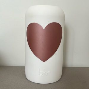 bkr Big bottle Metallic Rose & Winter heart sleeve 1L